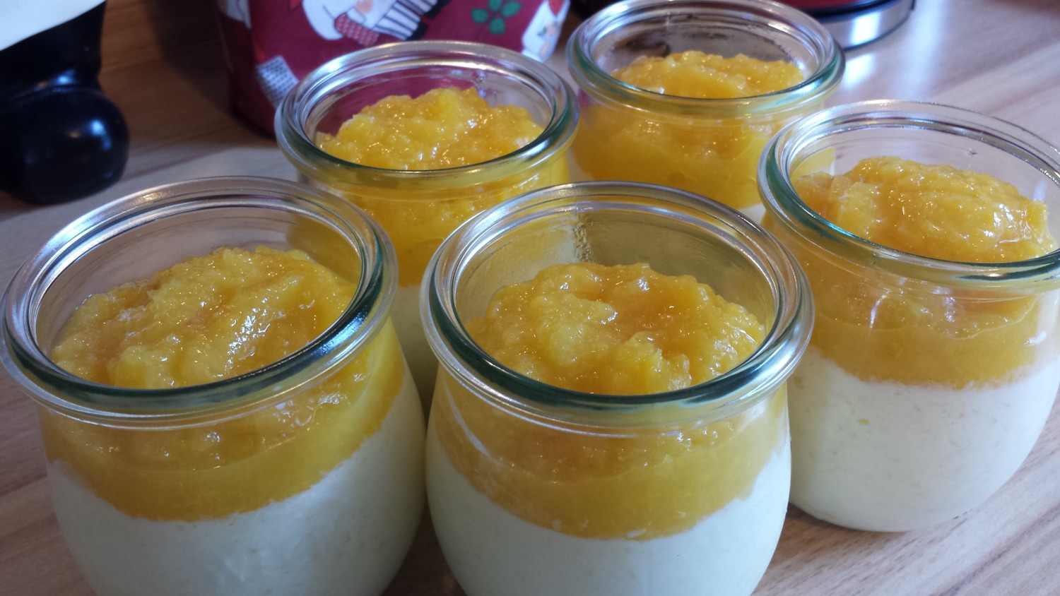 Erfrischendes Pfirsich-Joghurt-Dessert | Bines Thermi-Welt