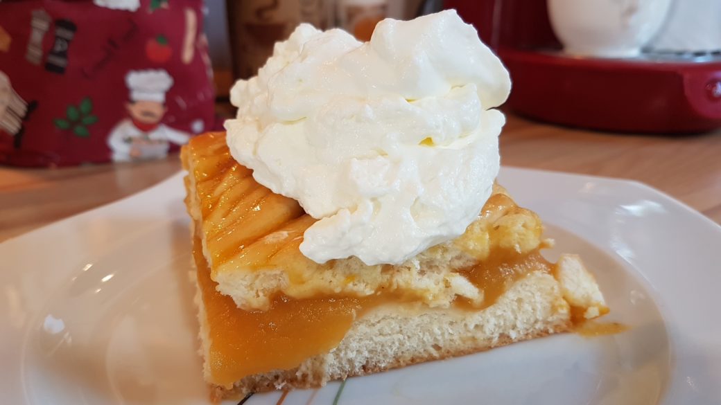 Aprikosenriemchen Rezept - Aprikoseneis Mit Amarettosahne Rezept